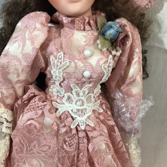Vintage Victorian 17” Porcelain Standing Doll w/Hat - Picture 10 of 11
